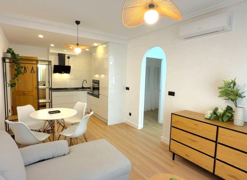 2 quarto Apartamento para venda em Torrevieja - 164 900 € (Ref: 9987252)