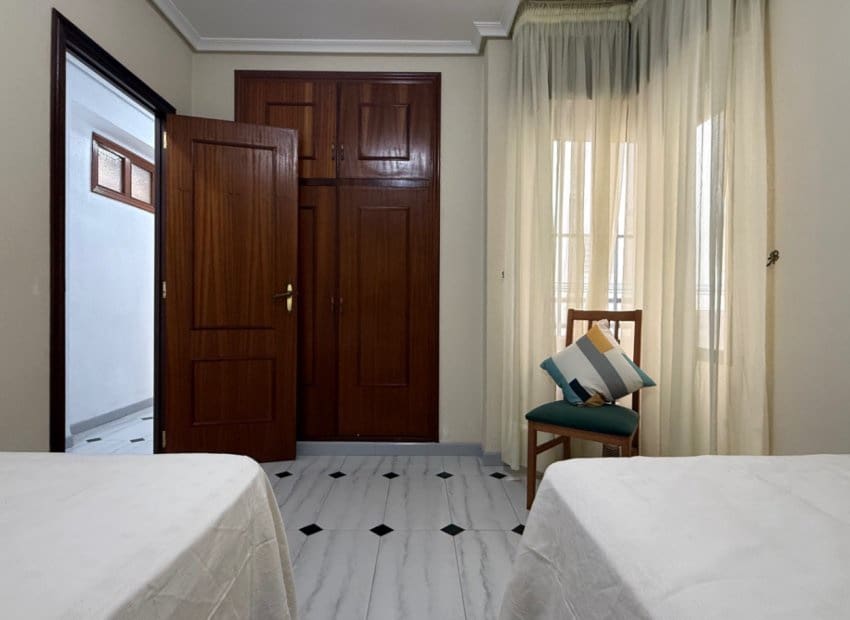 3 Zimmer Apartment zu verkaufen in Torrevieja - 324.000 € (Ref: 9987253)