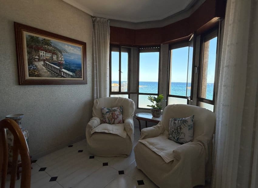 3 Zimmer Apartment zu verkaufen in Torrevieja - 324.000 € (Ref: 9987253)