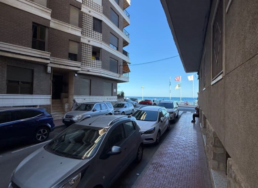 3 Zimmer Apartment zu verkaufen in Torrevieja - 324.000 € (Ref: 9987253)