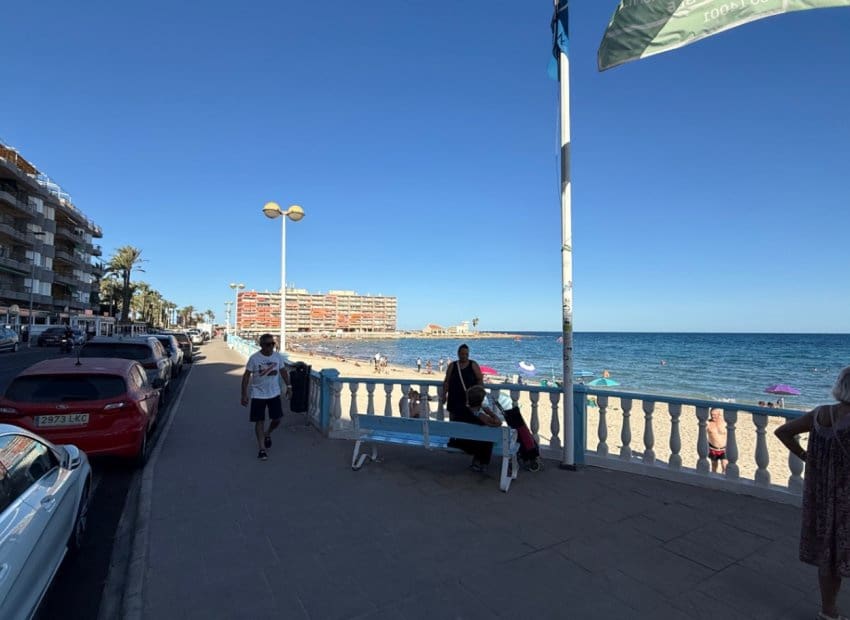 3 Zimmer Apartment zu verkaufen in Torrevieja - 324.000 € (Ref: 9987253)