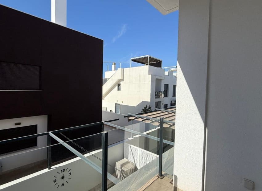 2 soveværelse Lejlighed til salg i Pilar de la Horadada med swimmingpool - € 299.000 (Ref: 9987254)