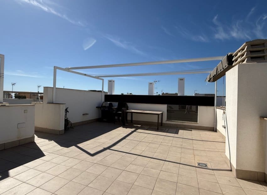 2 soveværelse Lejlighed til salg i Pilar de la Horadada med swimmingpool - € 299.000 (Ref: 9987254)