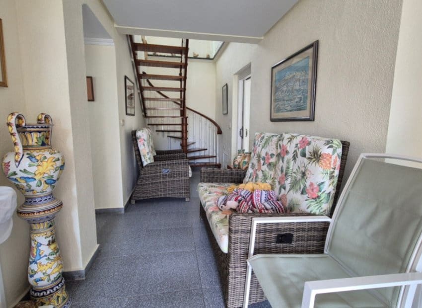 Chalet de 7 habitaciones en Orihuela Costa en venta con piscina - 1.490.000 € (Ref: 9987258)