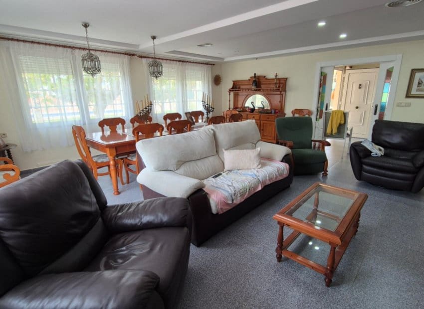 Chalet de 7 habitaciones en Orihuela Costa en venta con piscina - 1.490.000 € (Ref: 9987258)