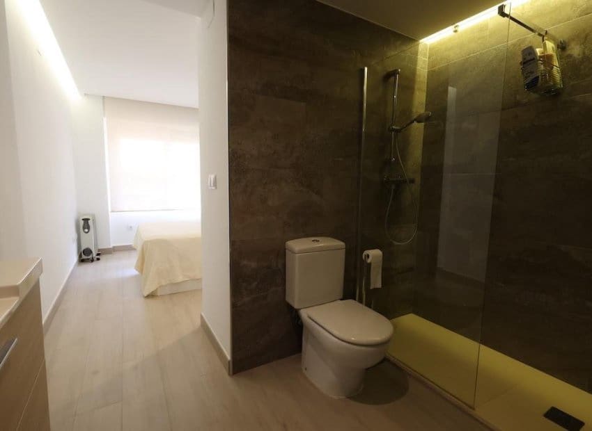 3 Zimmer Apartment zu verkaufen in Orihuela Costa mit Pool - 305.000 € (Ref: 9987261)