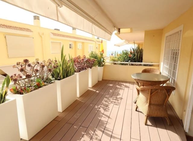 Apartamento de 3 habitaciones en Aguamarina, Orihuela en venta con piscina - 305.000 € (Ref: 9987261)