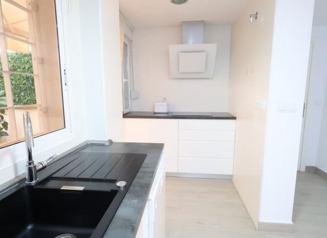 Apartamento de 3 habitaciones en Aguamarina, Orihuela en venta con piscina - 305.000 € (Ref: 9987261)