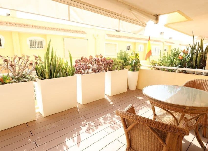 3 Zimmer Apartment zu verkaufen in Orihuela Costa mit Pool - 305.000 € (Ref: 9987261)