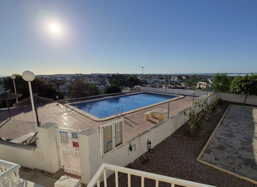 1 quarto Apartamento para venda em Ciudad Quesada com piscina - 110 000 € (Ref: 9987265)