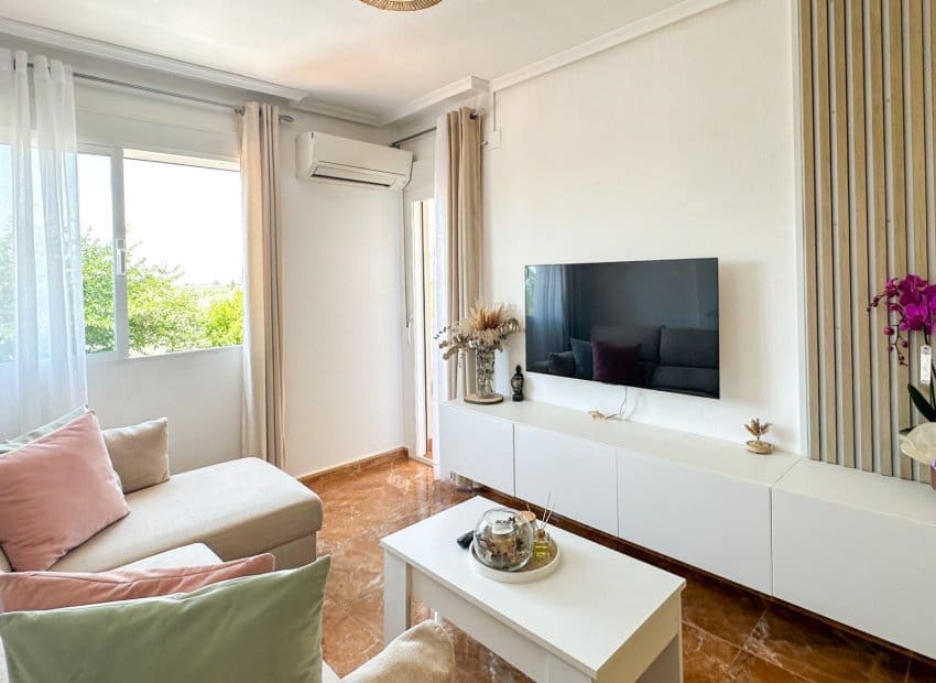 2 soverom Leilighet til salgs i Guardamar del Segura med svømmebasseng - € 215 000 (Ref: 9991505)