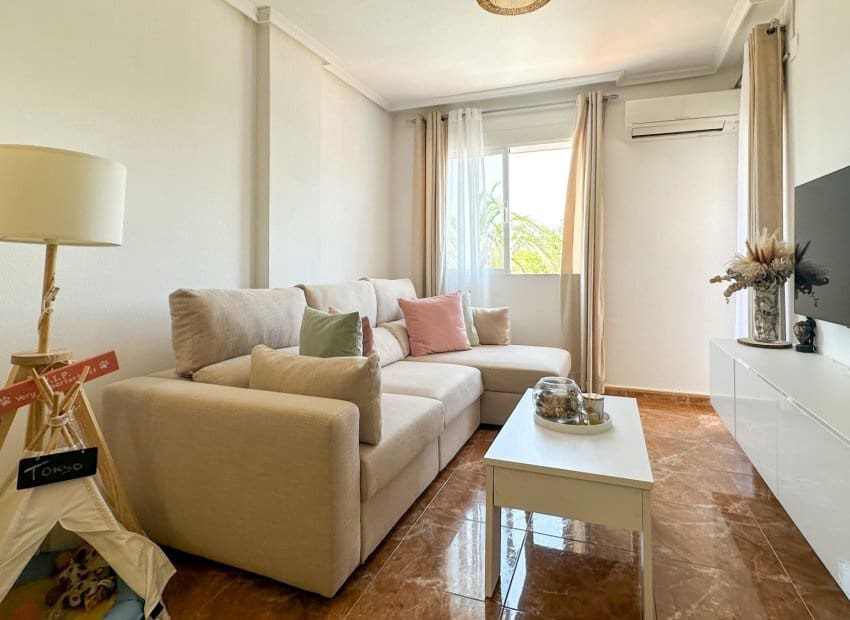 2 soverom Leilighet til salgs i Guardamar del Segura med svømmebasseng - € 215 000 (Ref: 9991505)
