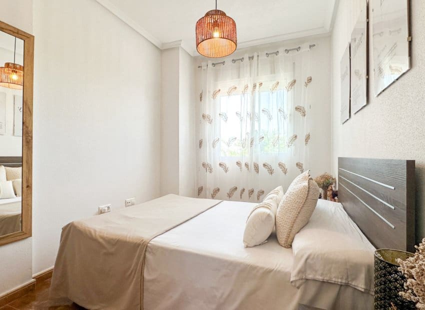 2 soverom Leilighet til salgs i Guardamar del Segura med svømmebasseng - € 215 000 (Ref: 9991505)