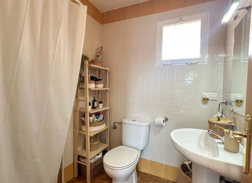 2 soverom Leilighet til salgs i Guardamar del Segura med svømmebasseng - € 215 000 (Ref: 9991505)