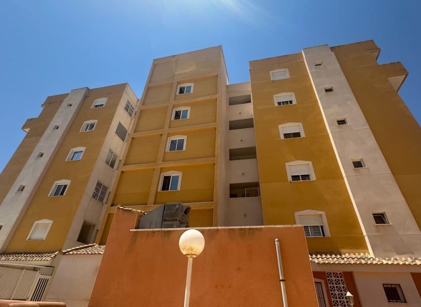 2 soverom Leilighet til salgs i Guardamar del Segura med svømmebasseng - € 215 000 (Ref: 9991505)
