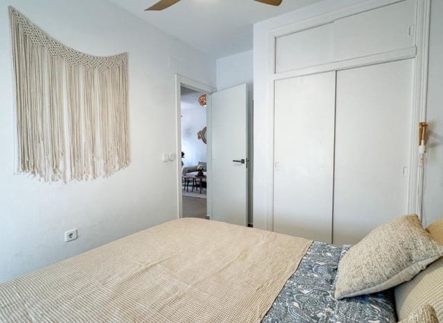2 sovrum Lägenhet till salu i Playa Flamenca, Orihuela med pool - 198 000 € (Ref: 9991506)