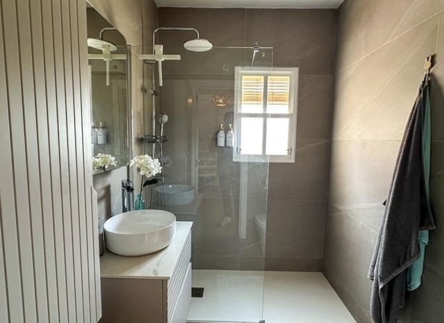 2 sovrum Lägenhet till salu i Playa Flamenca, Orihuela med pool - 198 000 € (Ref: 9991506)