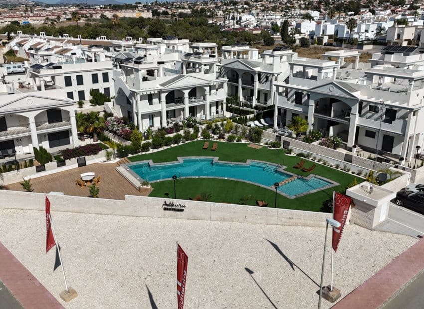 2 slaapkamer Appartement te koop in Ciudad Quesada - € 359.000 (Ref: 9991507)