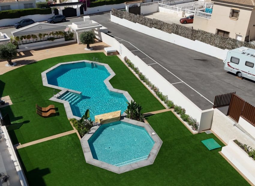 2 slaapkamer Appartement te koop in Ciudad Quesada - € 359.000 (Ref: 9991507)