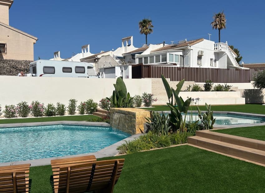2 slaapkamer Appartement te koop in Ciudad Quesada - € 359.000 (Ref: 9991507)