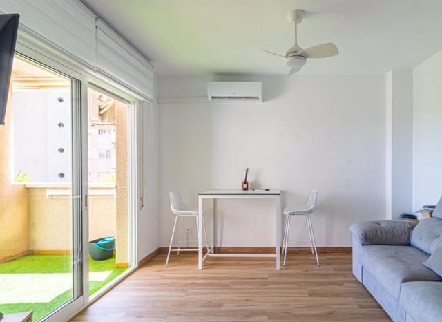 1 slaapkamer Appartement te koop in Dehesa de Campoamor, Orihuela met zwembad - € 185.000 (Ref: 9991508)