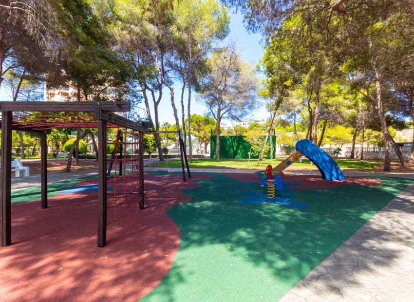 1 quarto Apartamento para venda em Dehesa de Campoamor com piscina - 185 000 € (Ref: 9991508)