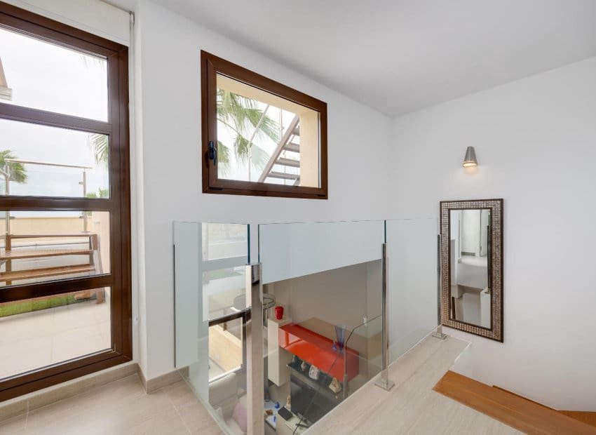 3 soverom Villa til salgs i Ciudad Quesada med svømmebasseng - € 379 969 (Ref: 9996230)