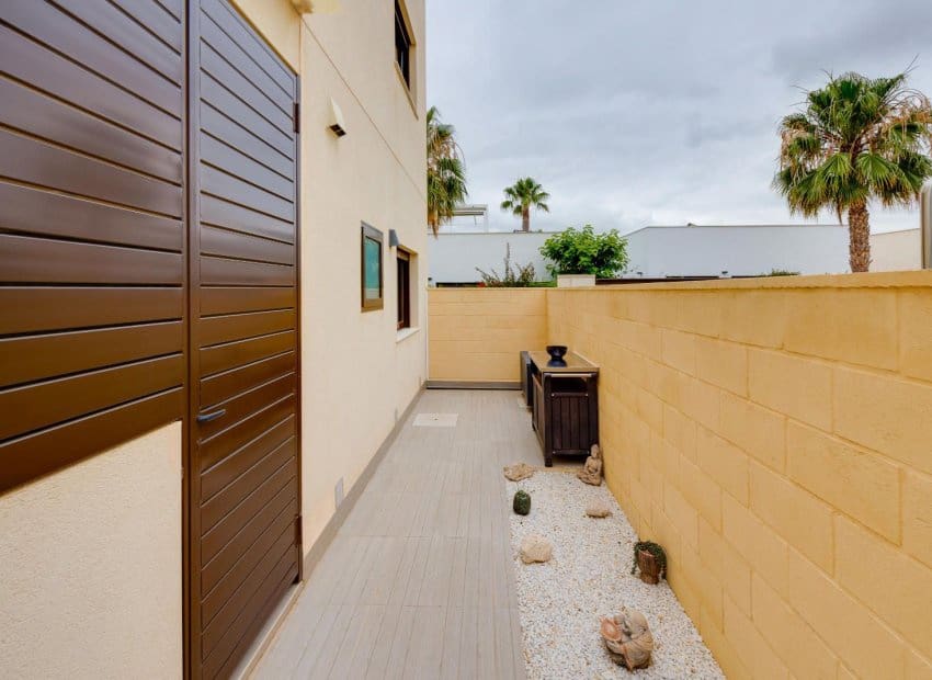 3 soverom Villa til salgs i Ciudad Quesada med svømmebasseng - € 379 969 (Ref: 9996230)