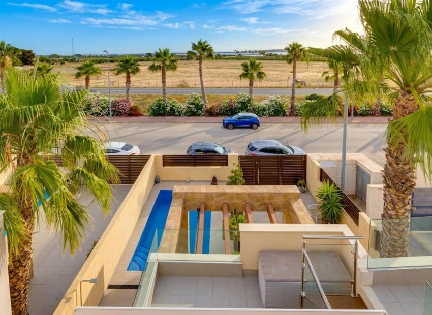3 soverom Villa til salgs i Ciudad Quesada med svømmebasseng - € 379 969 (Ref: 9996230)