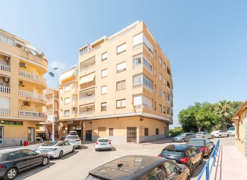 1 bedroom Apartment for sale in La Mata - € 132,000 (Ref: 9996231)