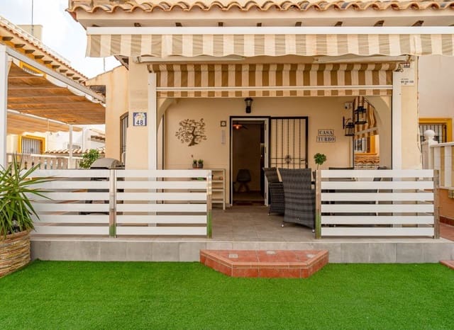 3 soverom Hus til salgs i Lomas de Cabo Roig - Los Dolses, Orihuela med svømmebasseng - € 269 900 (Ref: 9996232)