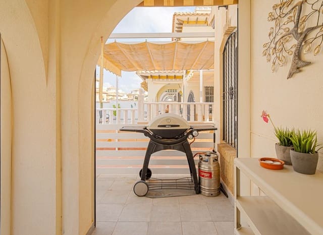 3 soverom Hus til salgs i Lomas de Cabo Roig - Los Dolses, Orihuela med svømmebasseng - € 269 900 (Ref: 9996232)