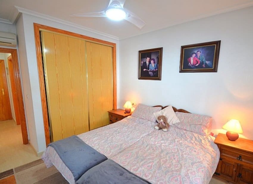 3 makuuhuone Huvila myytävänä paikassa Sucina mukana uima-altaan - 249 500 € (Ref: 9996236)