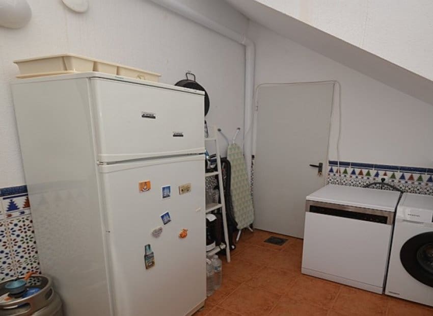 3 makuuhuone Huvila myytävänä paikassa Sucina mukana uima-altaan - 249 500 € (Ref: 9996236)