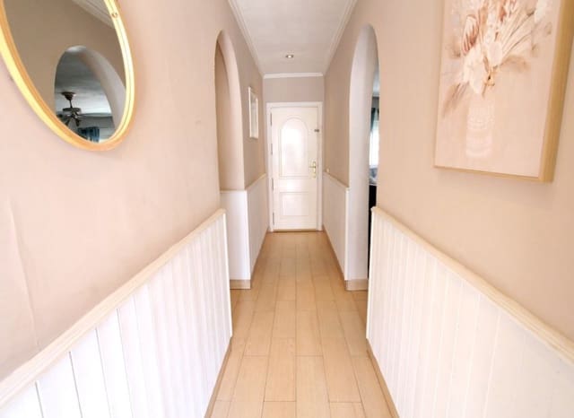 4 soveværelse Villa til salg i Benijófar med swimmingpool - € 369.950 (Ref: 9996238)