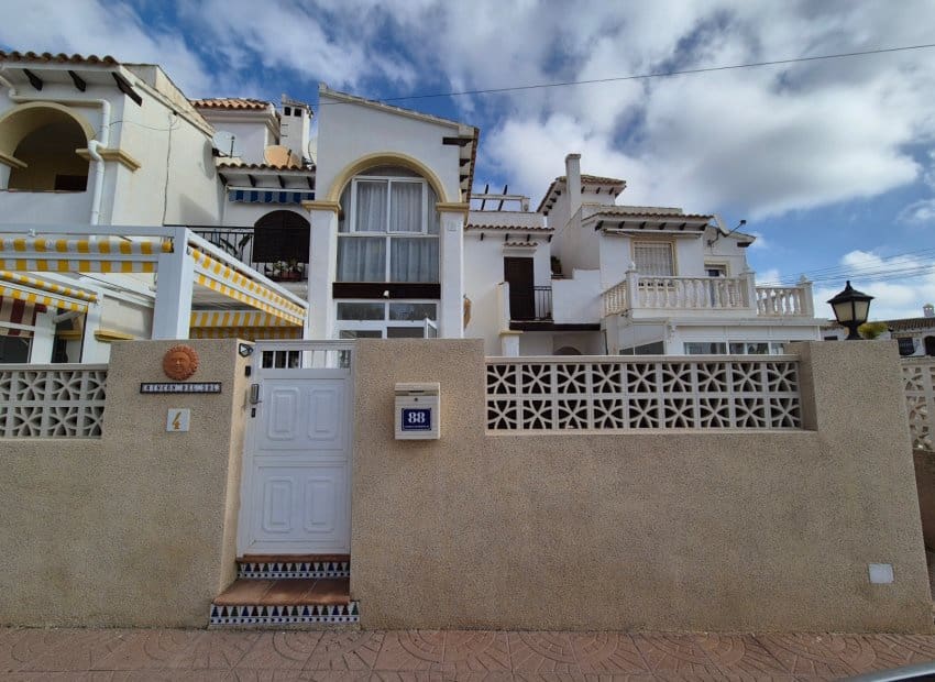 1 soverom Leilighet til salgs i San Miguel de Salinas med svømmebasseng - € 155 000 (Ref: 9996331)