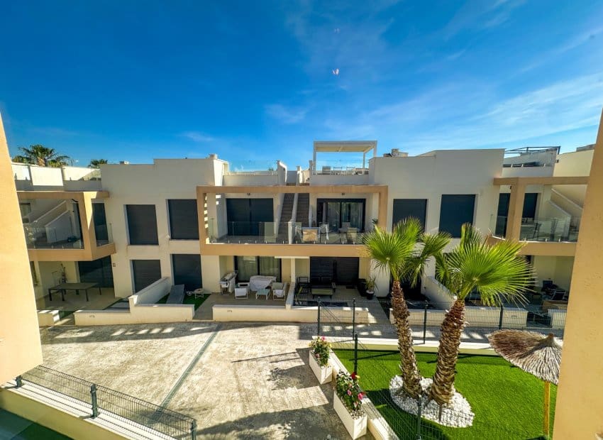 2 sypialnia Apartament na sprzedaż w Orihuela Costa z basenem - 319 000 € (Ref: 9996332)