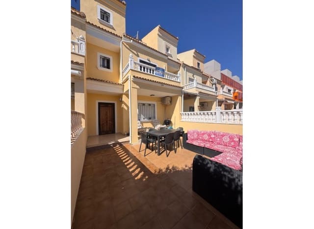 3 soverom Hus til salgs i Dehesa de Campoamor, Orihuela med svømmebasseng - € 229 995 (Ref: 9997880)
