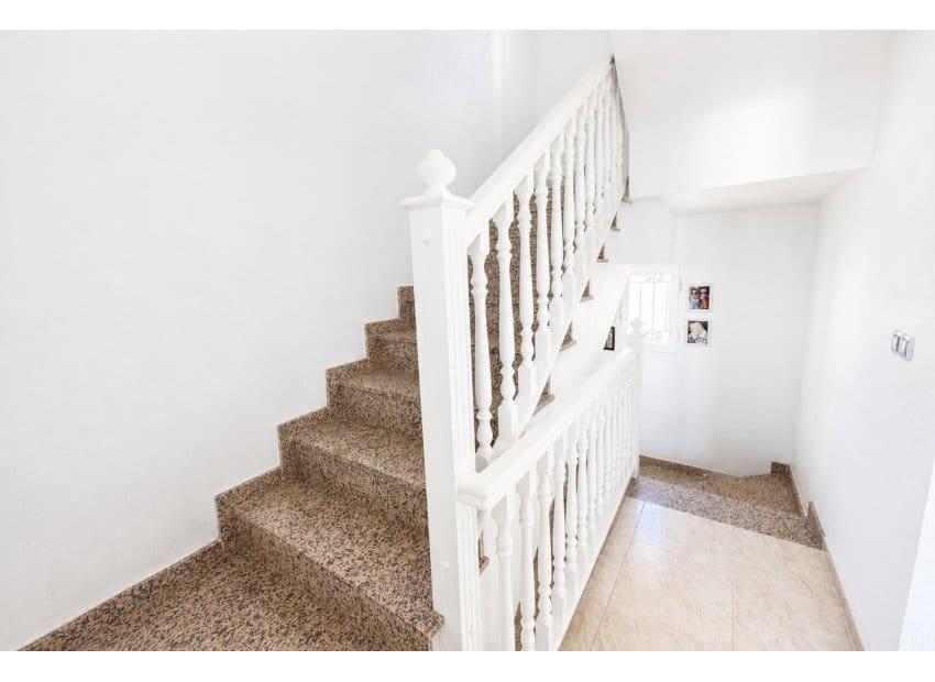 3 sypialnia Dom na sprzedaż w Dehesa de Campoamor z basenem - 229 995 € (Ref: 9997880)