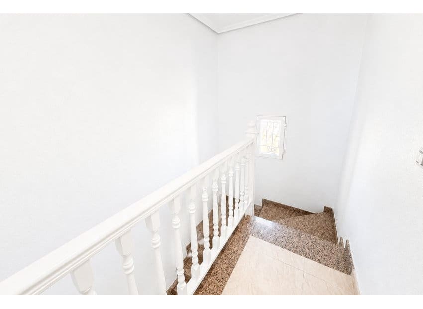 3 sypialnia Dom na sprzedaż w Dehesa de Campoamor z basenem - 229 995 € (Ref: 9997880)