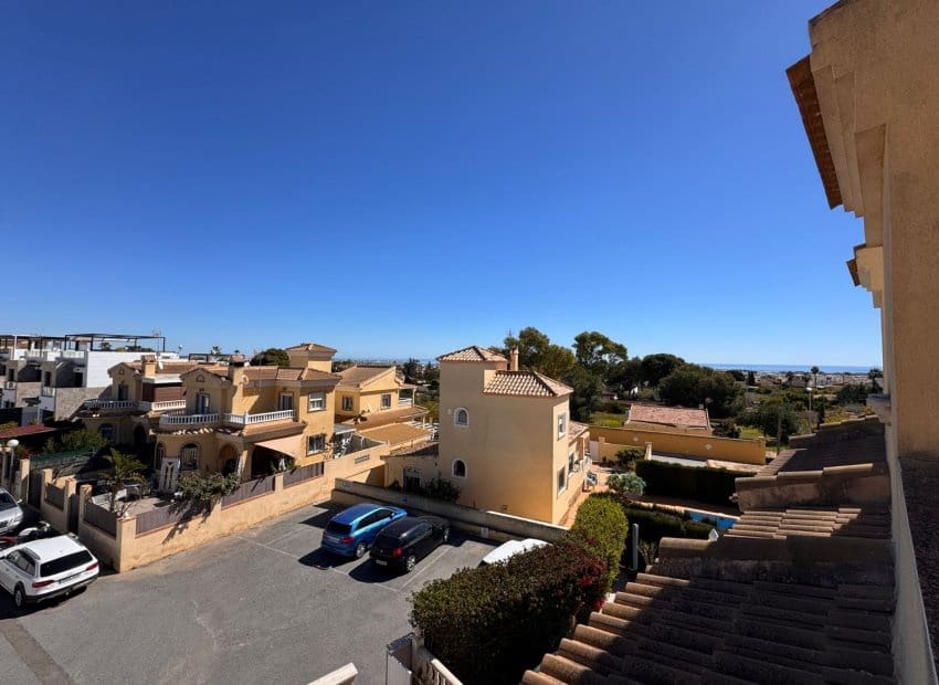 3 sypialnia Dom na sprzedaż w Dehesa de Campoamor z basenem - 229 995 € (Ref: 9997880)