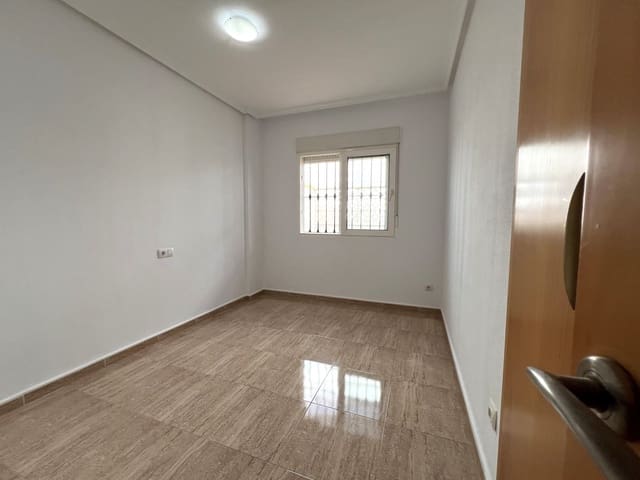 3 sypialnia Dom na sprzedaż w Aguas Nuevas, Torrevieja z basenem - 215 000 € (Ref: 9743168)