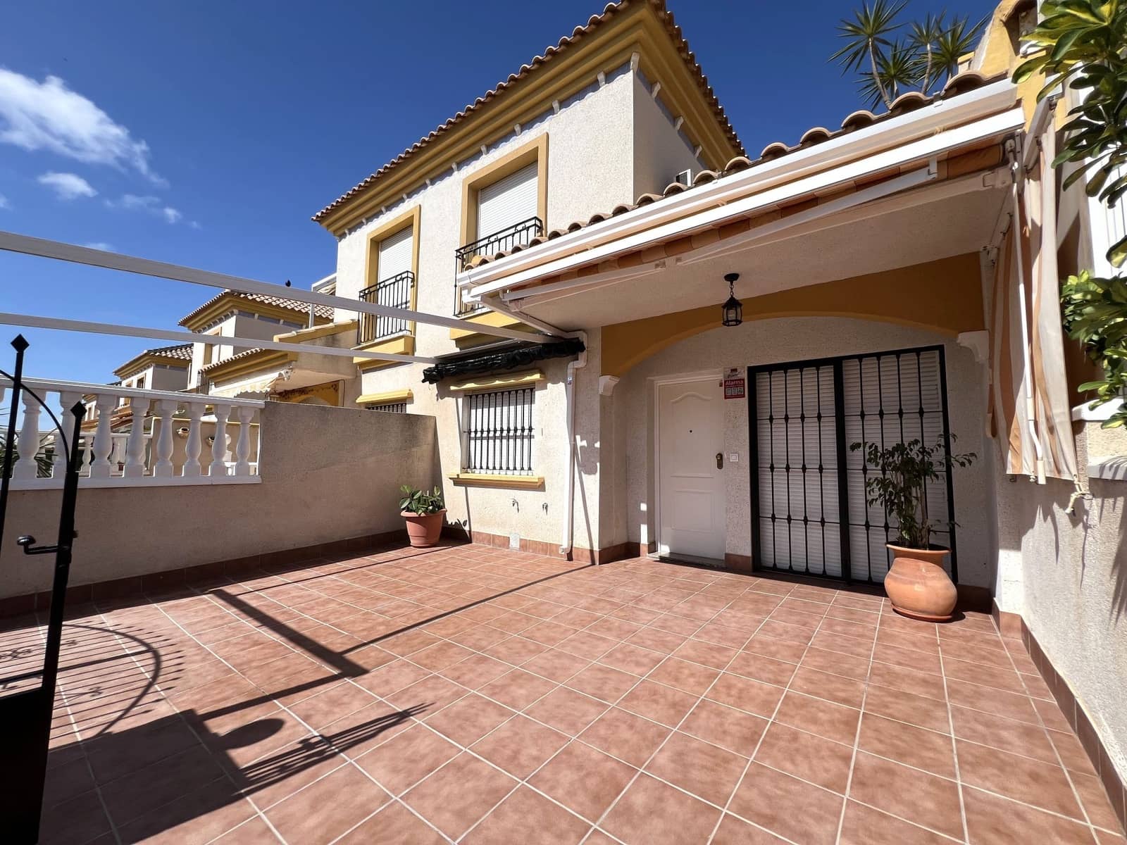 3 sypialnia Dom na sprzedaż w Aguas Nuevas z basenem - 215 000 € (Ref: 9743168)