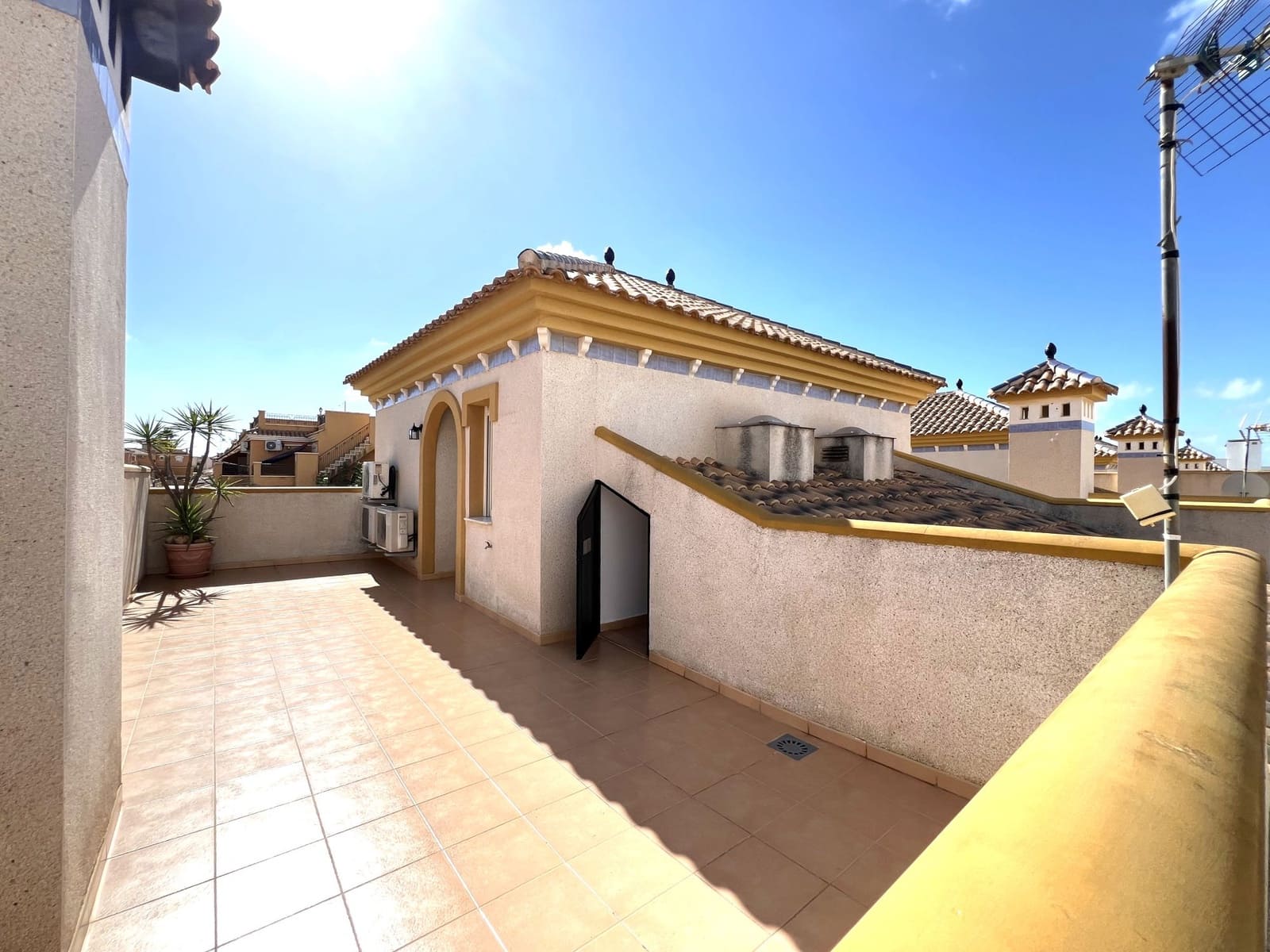 3 sypialnia Dom na sprzedaż w Aguas Nuevas z basenem - 215 000 € (Ref: 9743168)