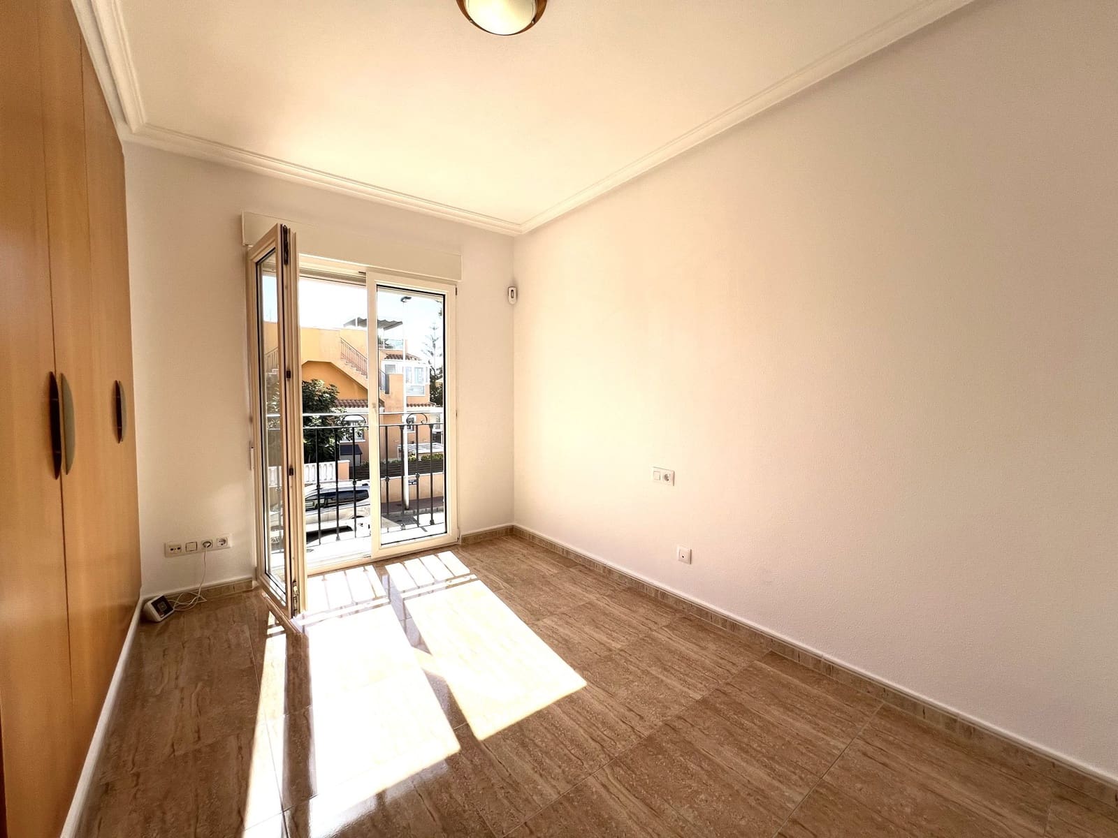 3 sypialnia Dom na sprzedaż w Aguas Nuevas z basenem - 215 000 € (Ref: 9743168)