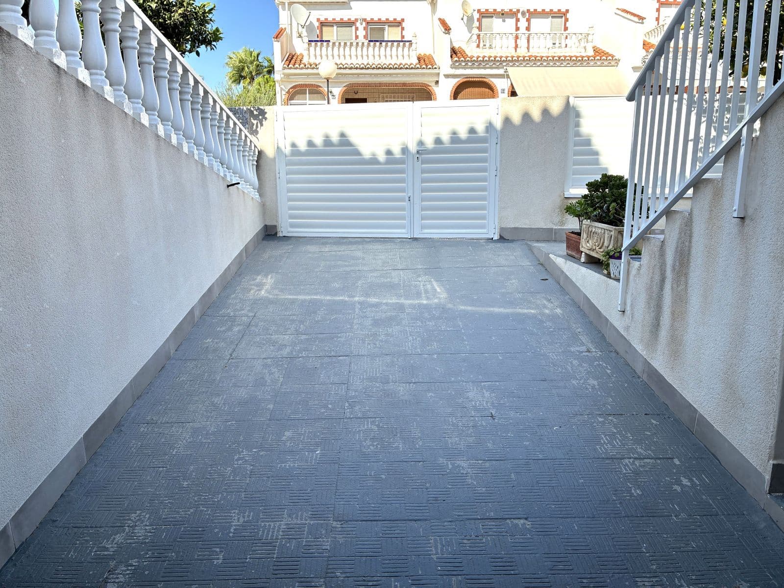 3 sovrum Hus till salu i Torrevieja med pool garage - 279 000 € (Ref: 9743171)