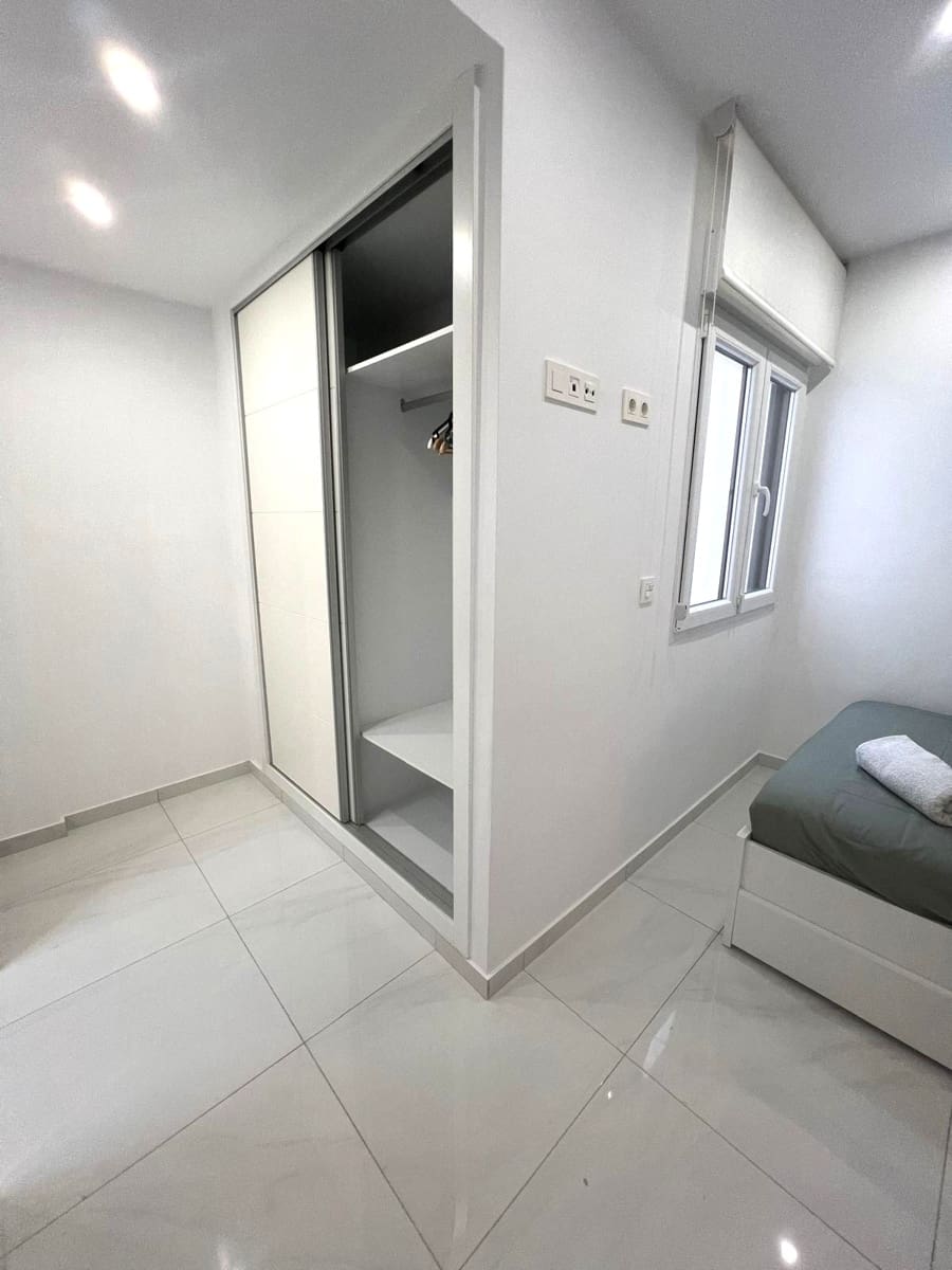 2 Zimmer Haus zu vermieten in Torrevieja mit Pool - 1.600 € (Ref: 9743995)