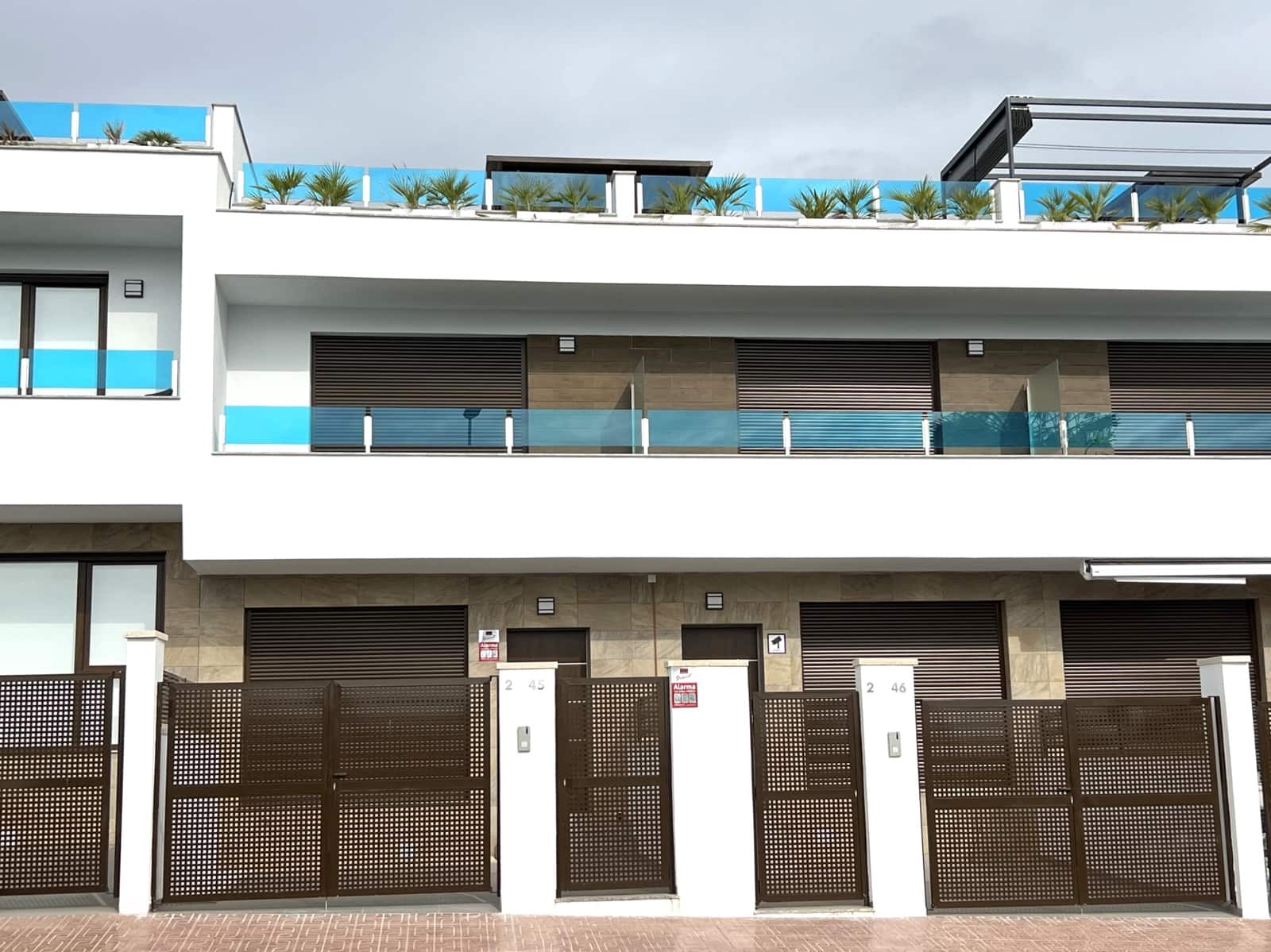 2 Zimmer Haus zu vermieten in Torrevieja mit Pool - 1.600 € (Ref: 9743995)