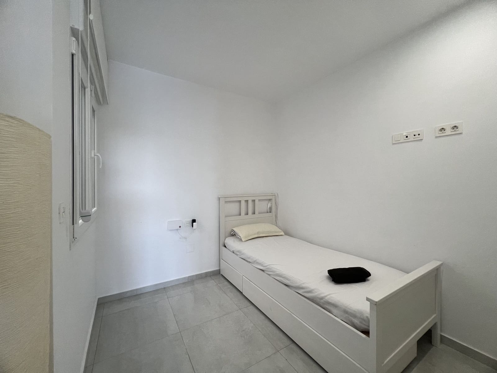 2 bedroom Townhouse for rent in Torrevieja - € 1,400 (Ref: 9743995)
