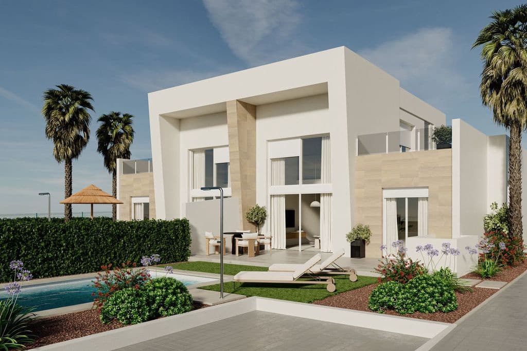 3 bedroom Semi-detached Villa for sale in Algorfa with pool garage - € 599,000 (Ref: 9747423)